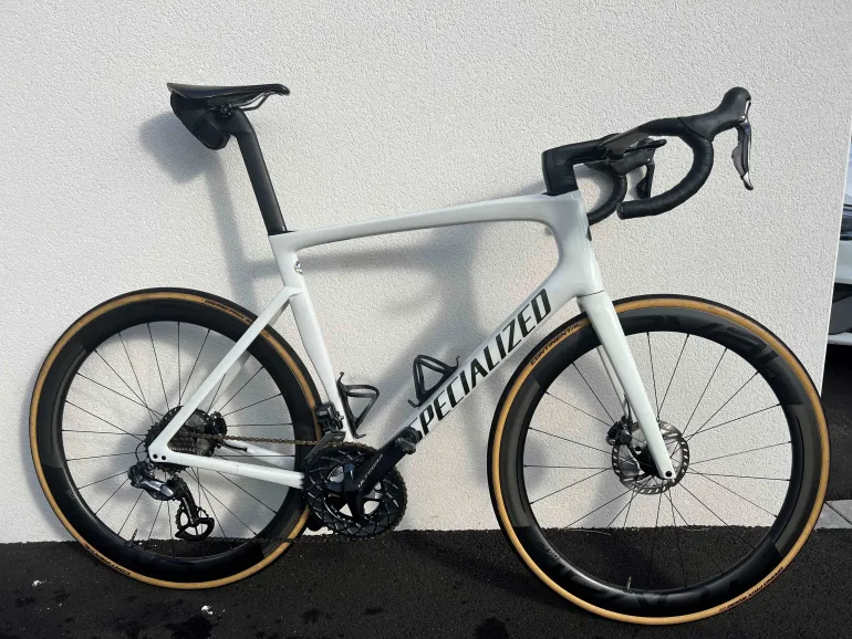Used Specialized Tarmac SL7 Pro - Ultegra Di2 2022 Road & Gravel, White — image 1 of 4