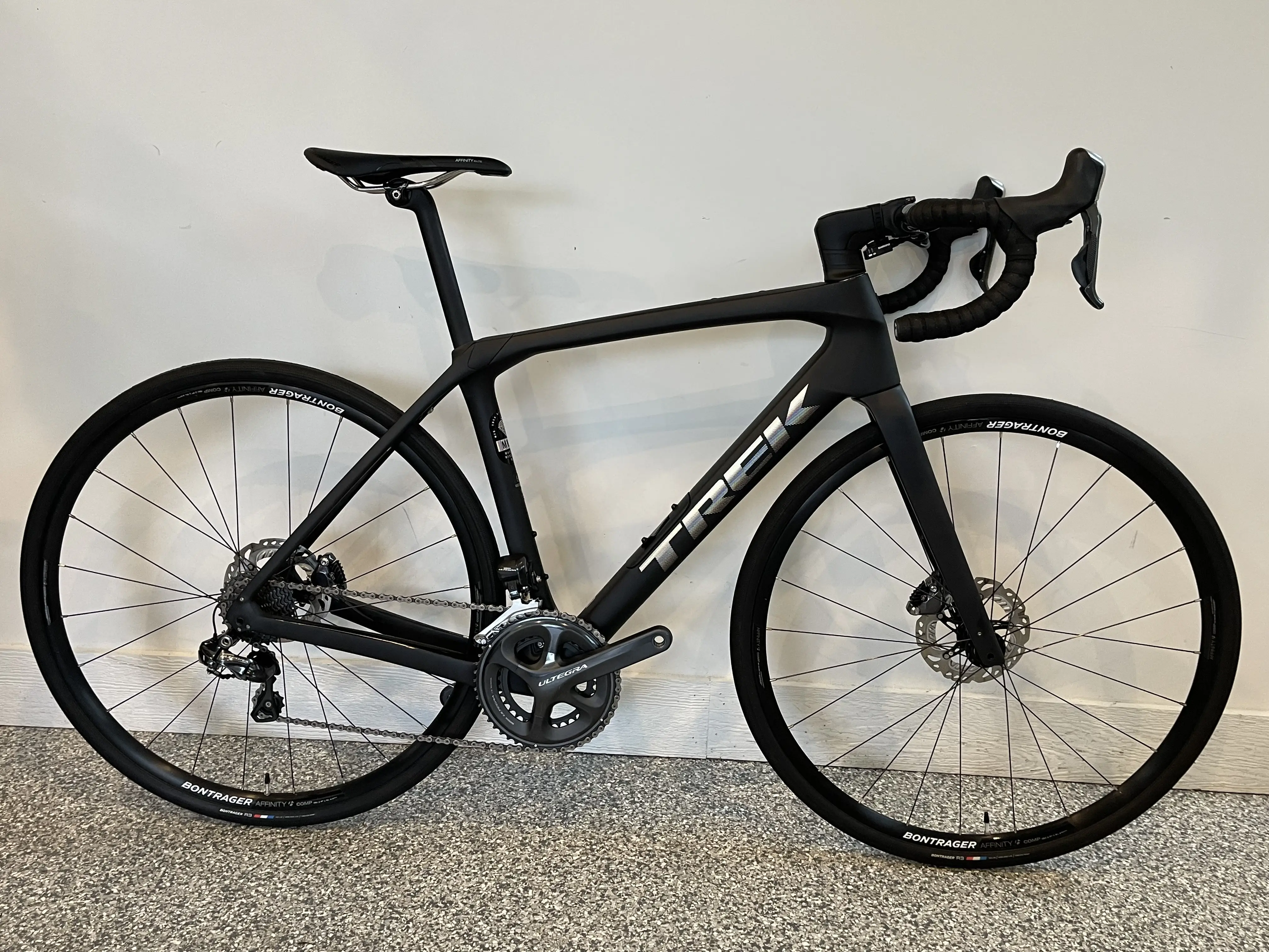 Trek domane slr disc sales 2019