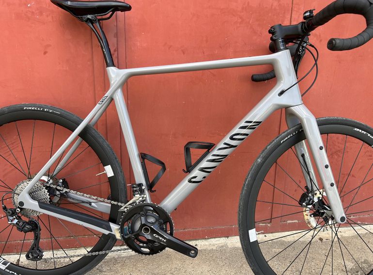 Used Canyon Grizl CF SL 7 2021 Road & Gravel, Hellgrau — image 6 of 6