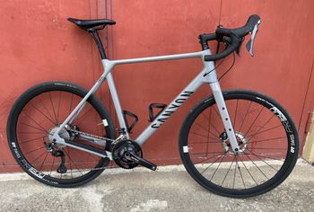 Used Canyon Grizl CF SL 7 2021 Road & Gravel, Hellgrau — image 1 of 6