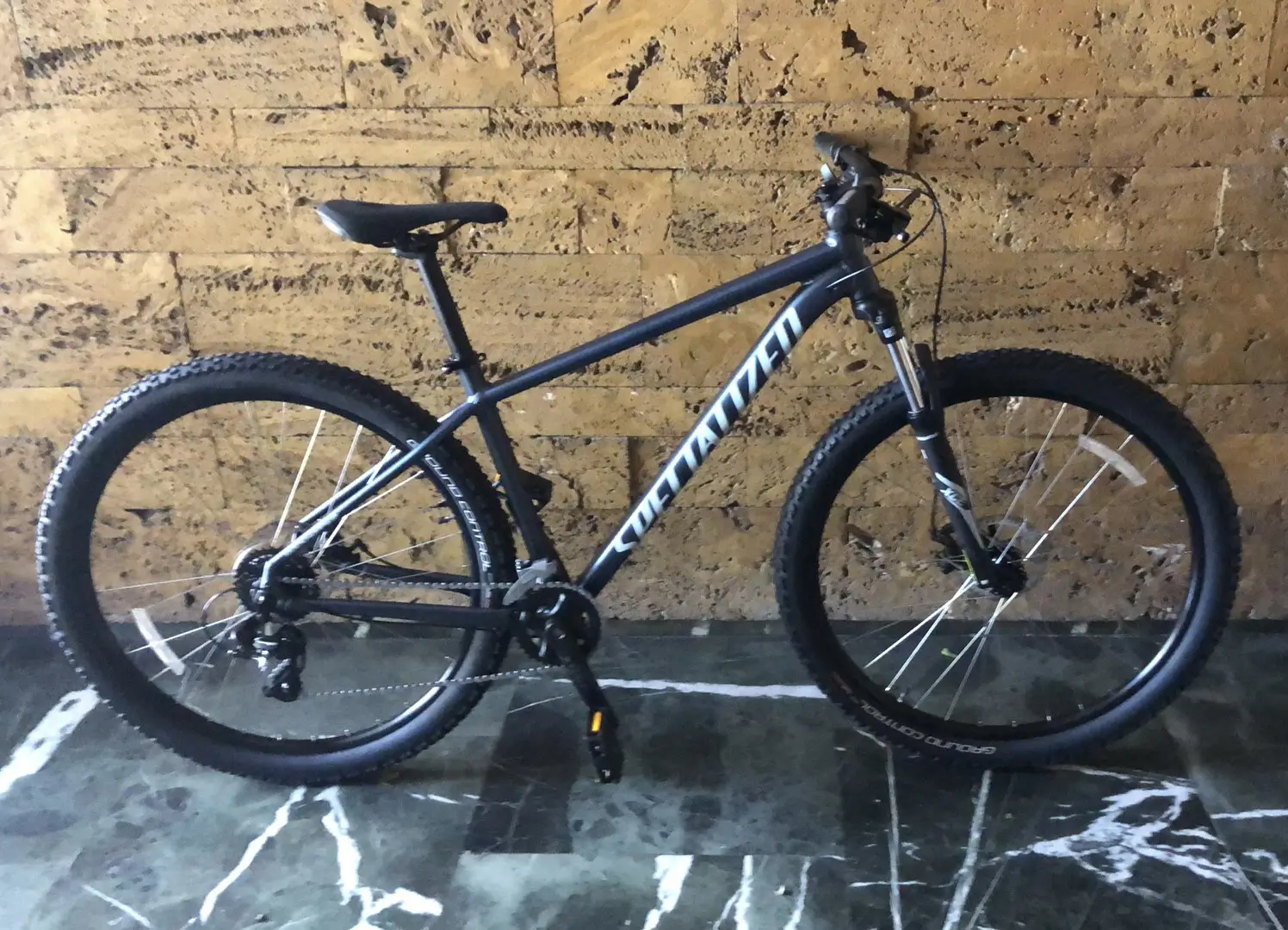 Specialized Rockhopper 29 used in L buycycle