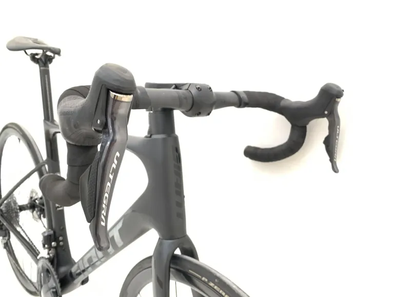 2019 giant defy pro 0