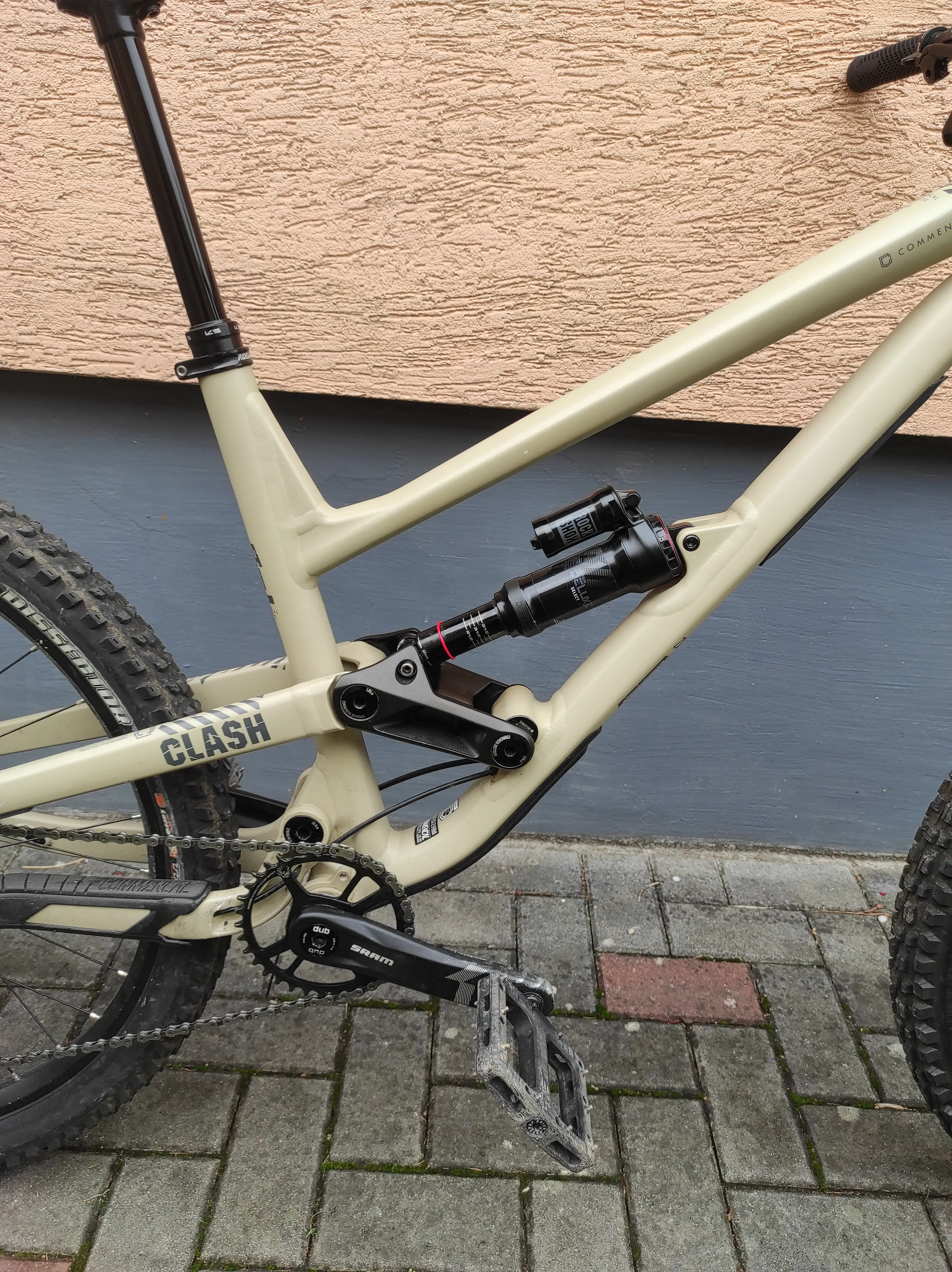 Commencal Clash used in L buycycle