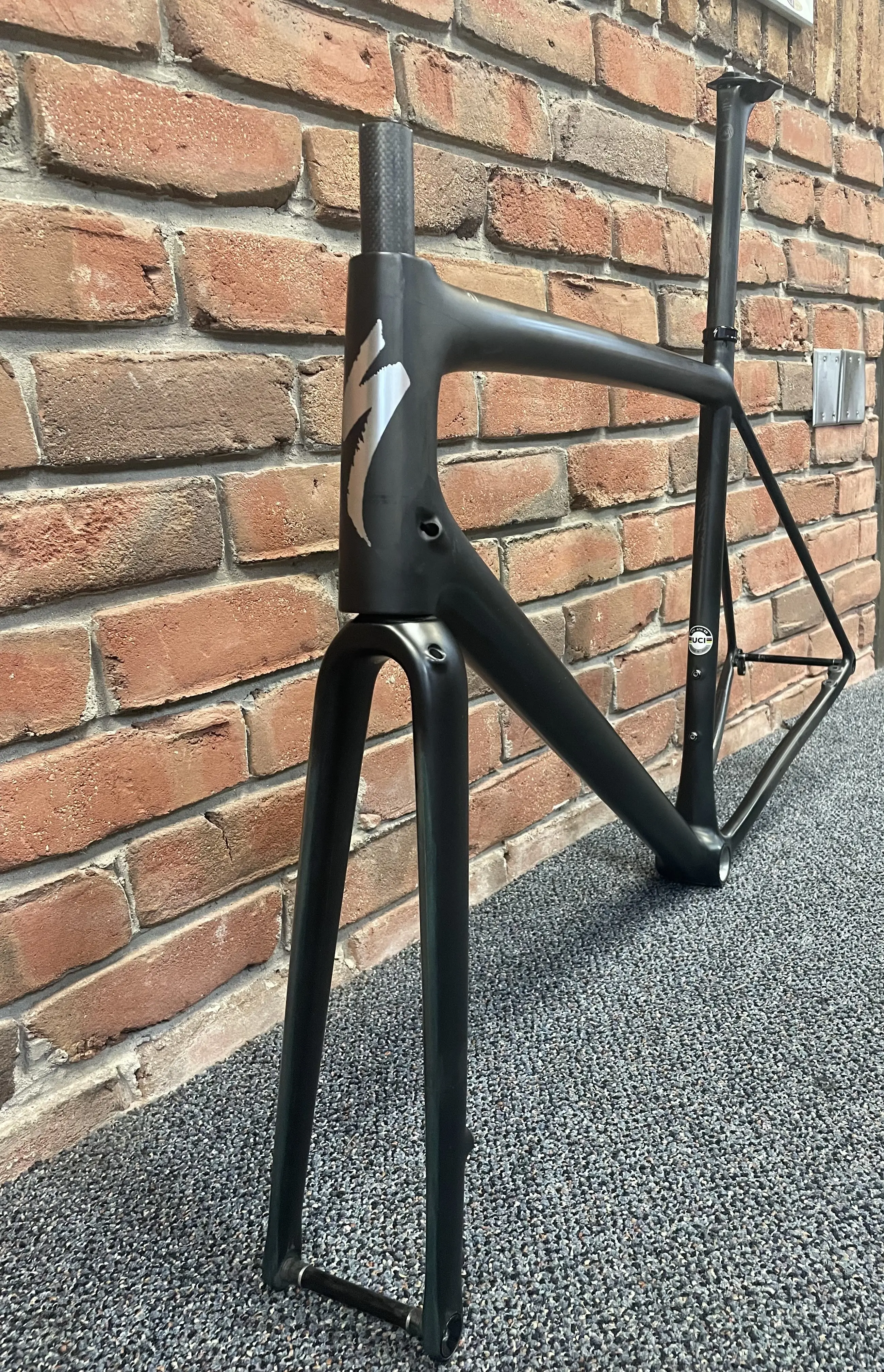 Prorace carver carbon online mtb frame