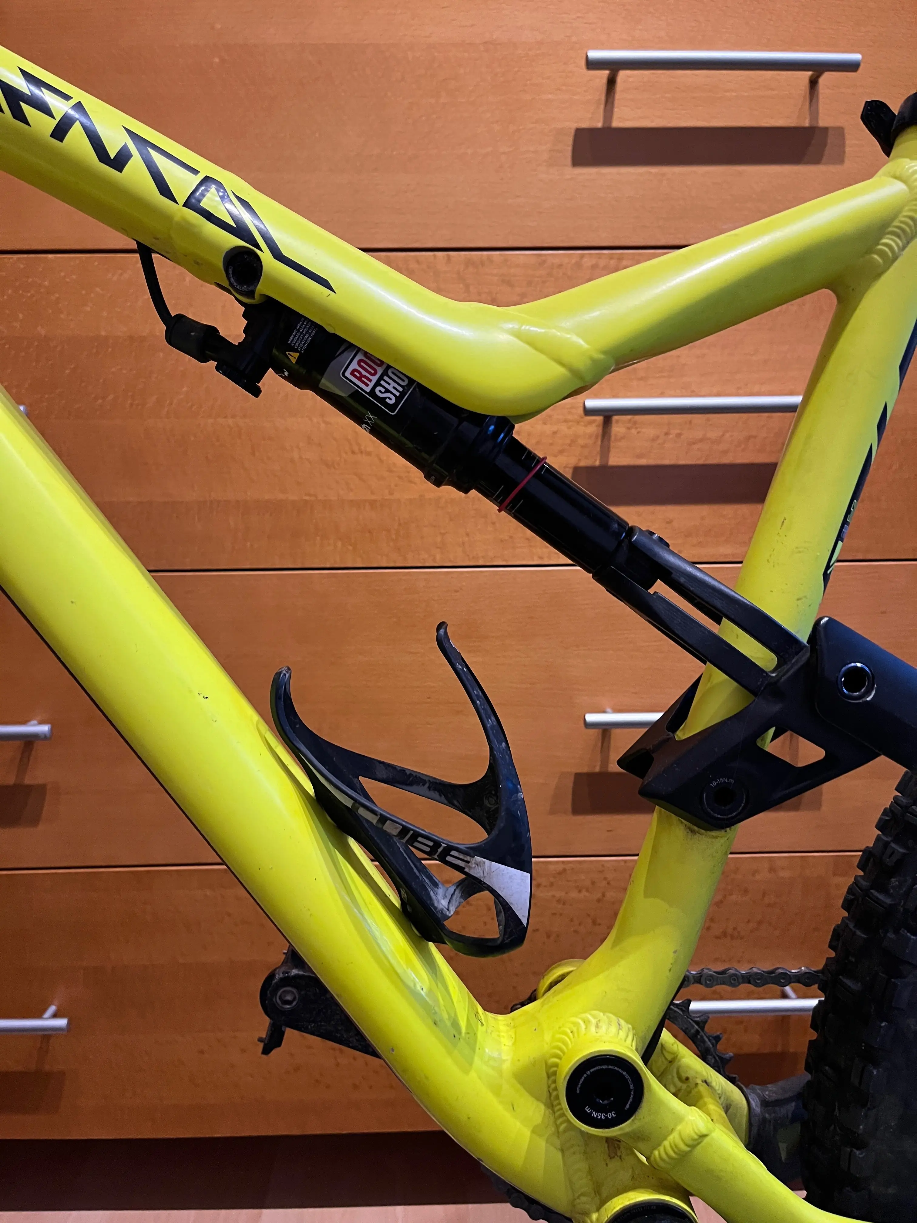 Commencal Meta AM V4 used in L | buycycle