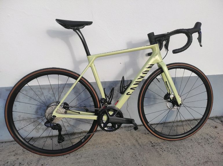 Used Canyon Endurace CF SL 8 Disc Di2 2023 Road & Gravel, Orange — image 1 of 9