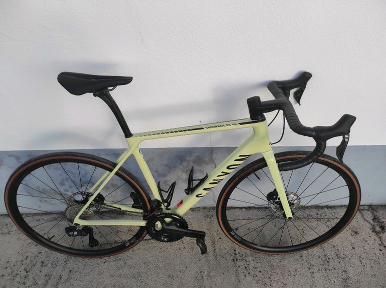 Used Canyon Endurace CF SL 8 Disc Di2 2023 Road & Gravel, Orange — image 9 of 9