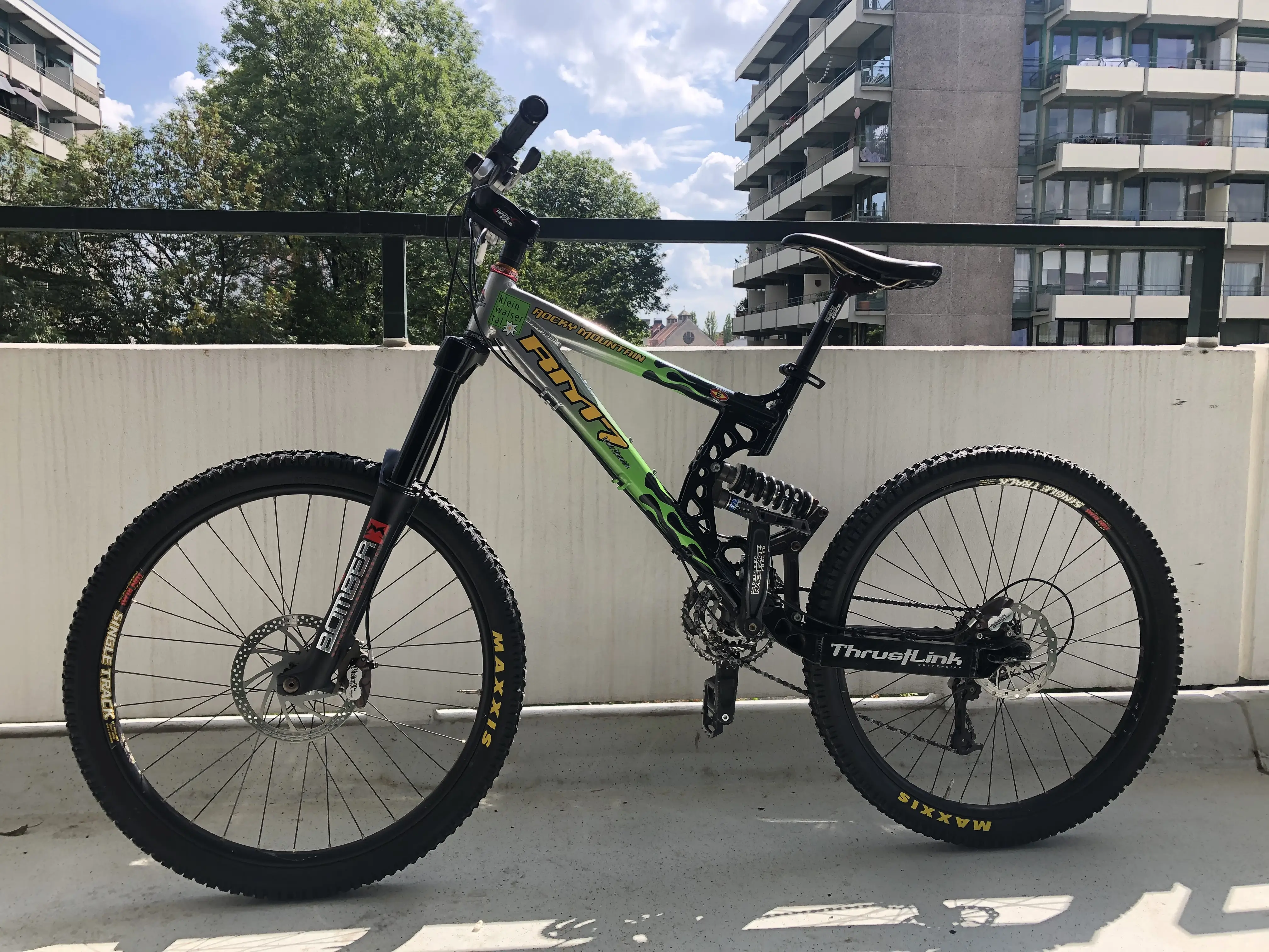 Rocky mountain 2025 rm7 for sale