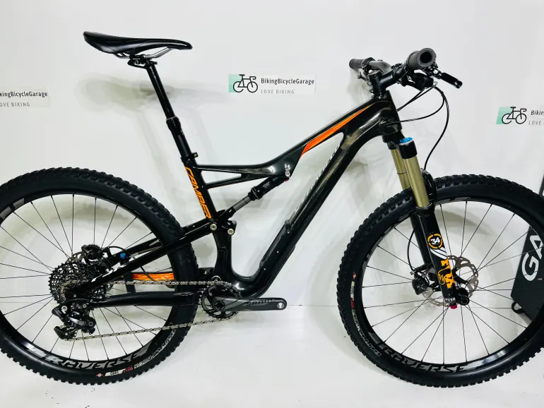Used Specialized Camber 2019 Mountainbike, Black — image 1 of 10