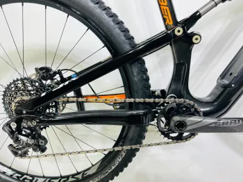 Used Specialized Camber 2019 Mountainbike, Black — image 10 of 10