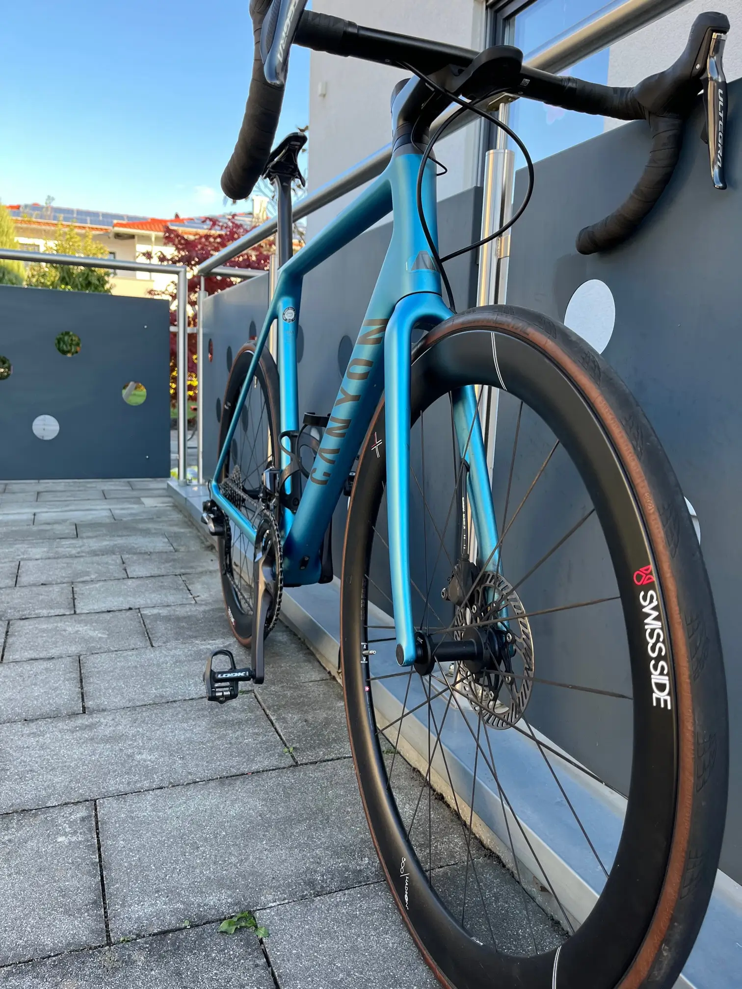 Canyon ultimate cf discount sl disc 8.0 2018