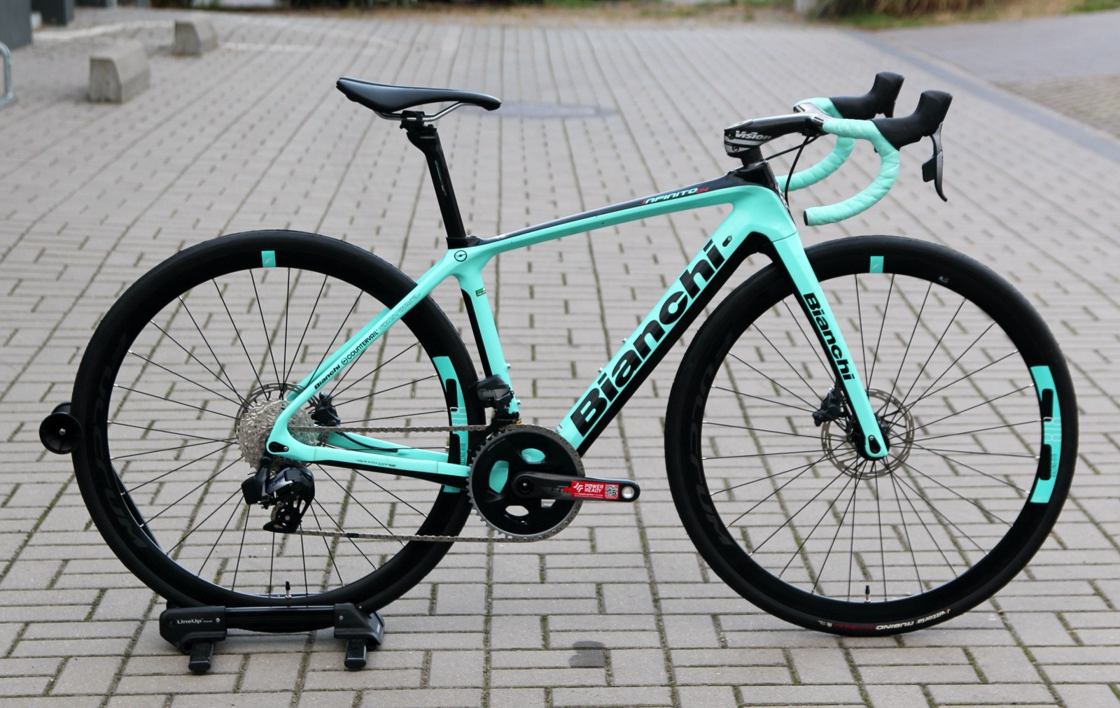 Bianchi infinito cv disc frameset sale 2019