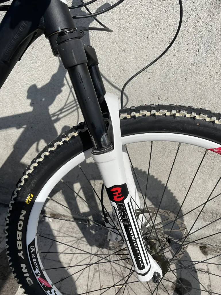 Used Focus Super Bud 2009 Mountainbike, Black — image 6 of 8