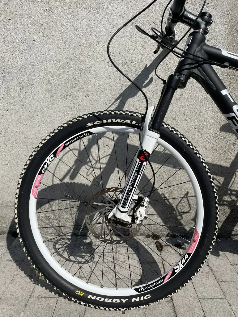 Used Focus Super Bud 2009 Mountainbike, Black — image 4 of 8