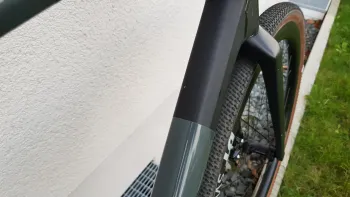Used Canyon Grail CF SL 7 eTap 2023 Road & Gravel, Green — image 4 of 9