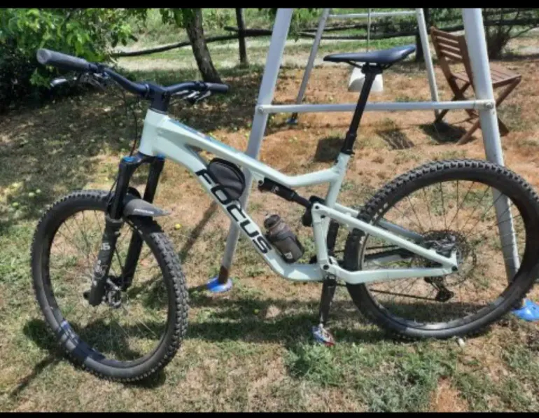 Used Focus JAM 6.9 2022 Mountainbike, White, 29 — image 3 of 3