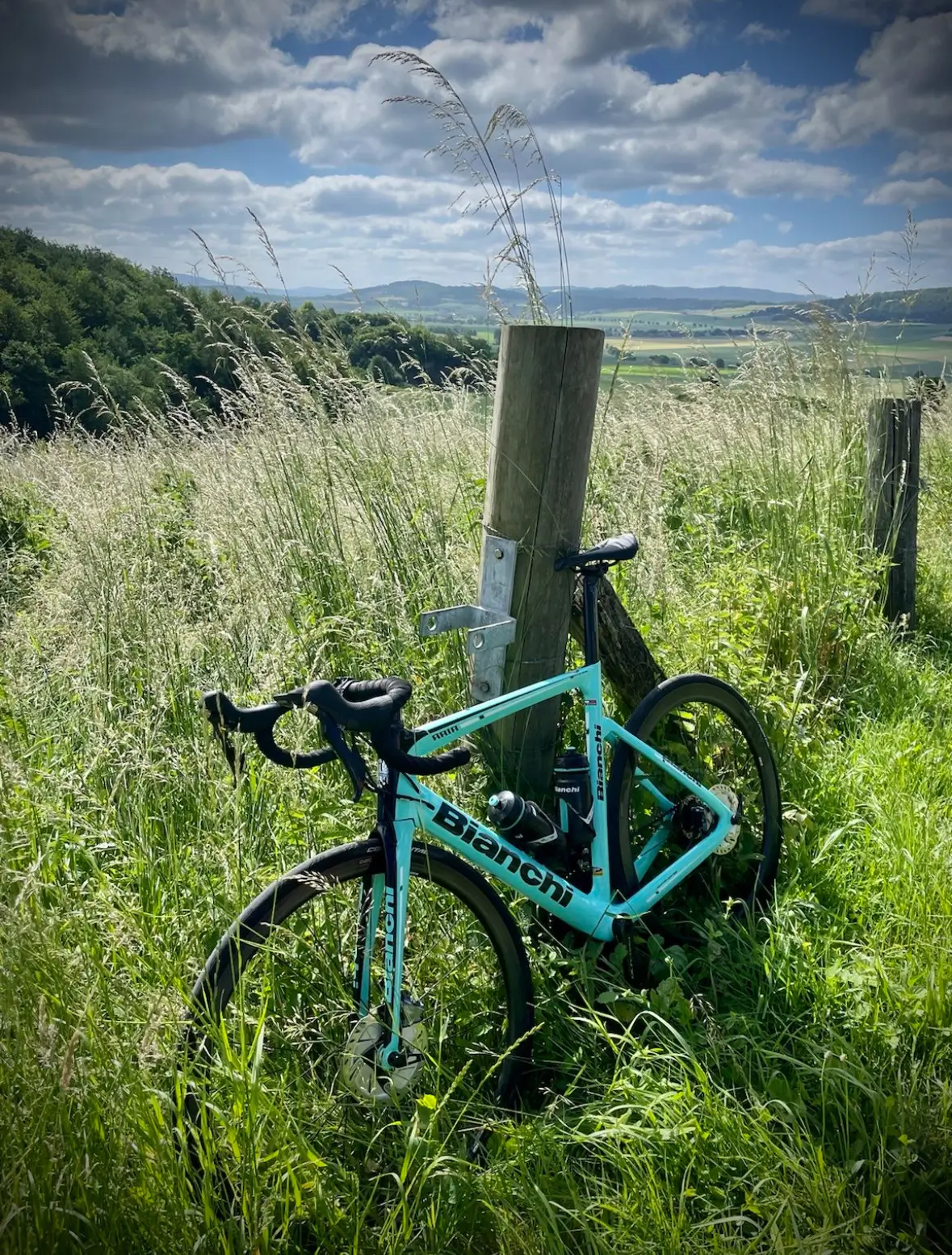 Bianchi Aria Ultegra Disc used in 57 cm buycycle UK