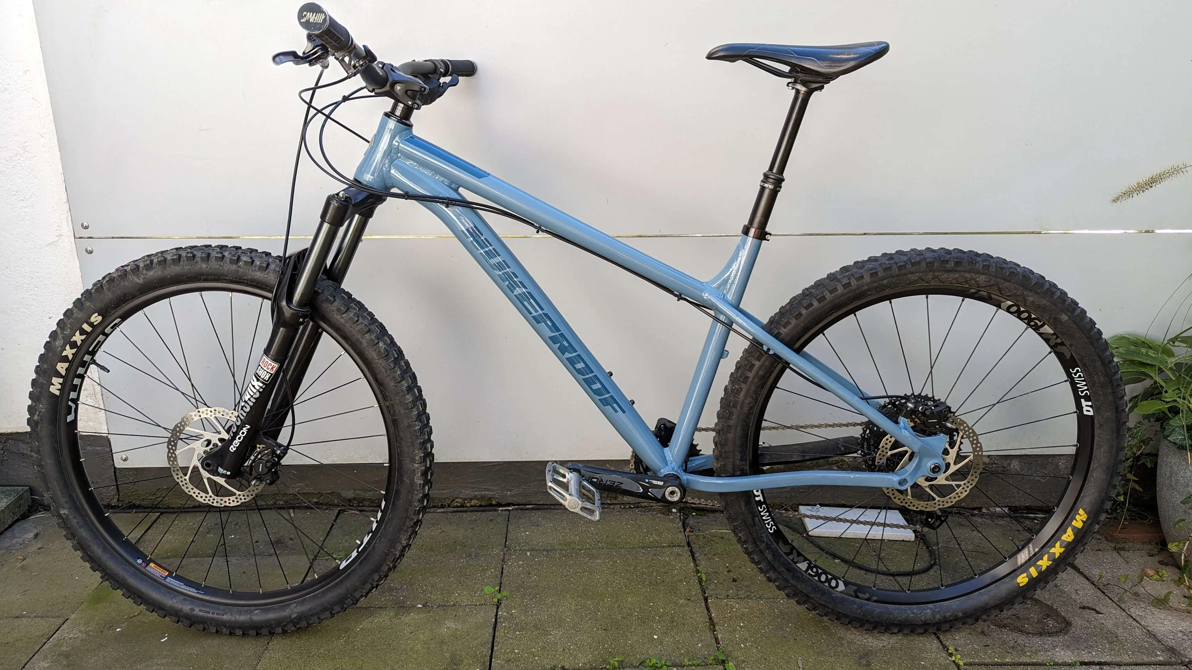 Nukeproof scout best sale 275 race 2021