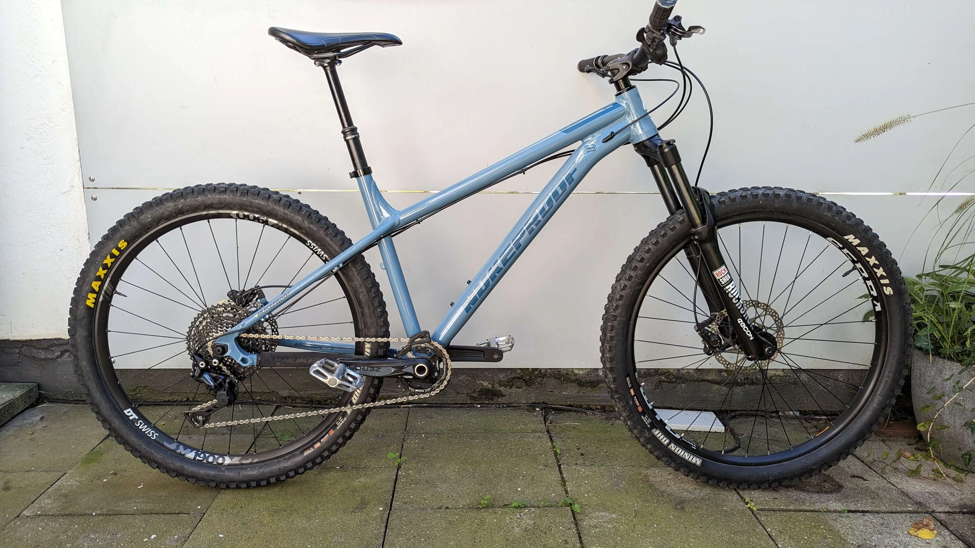 Nukeproof scout 275 deals race bike 2020