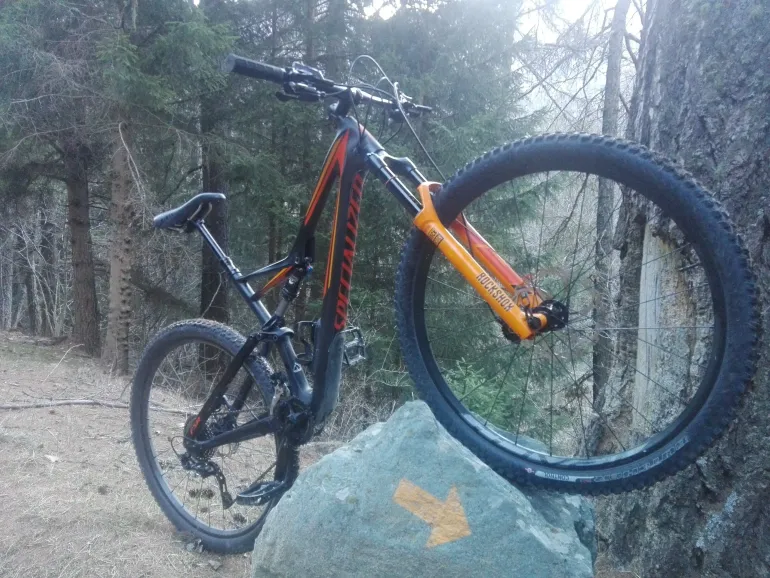 Specialized Stumpjumper FSR Comp Carbon 650b utilizado en L