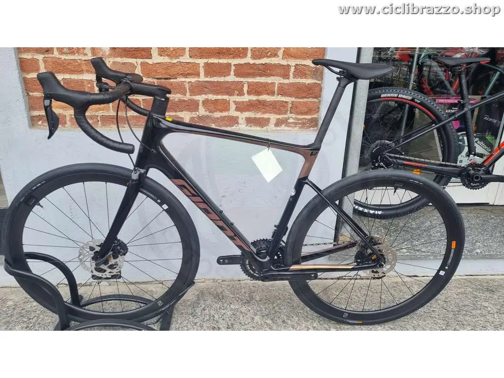 Giant defy hot sale advanced di2