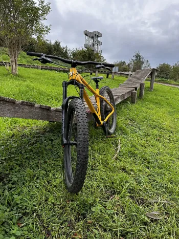 Used Nukeproof Scout 290 2022 Mountainbike, Orange — image 2 of 3