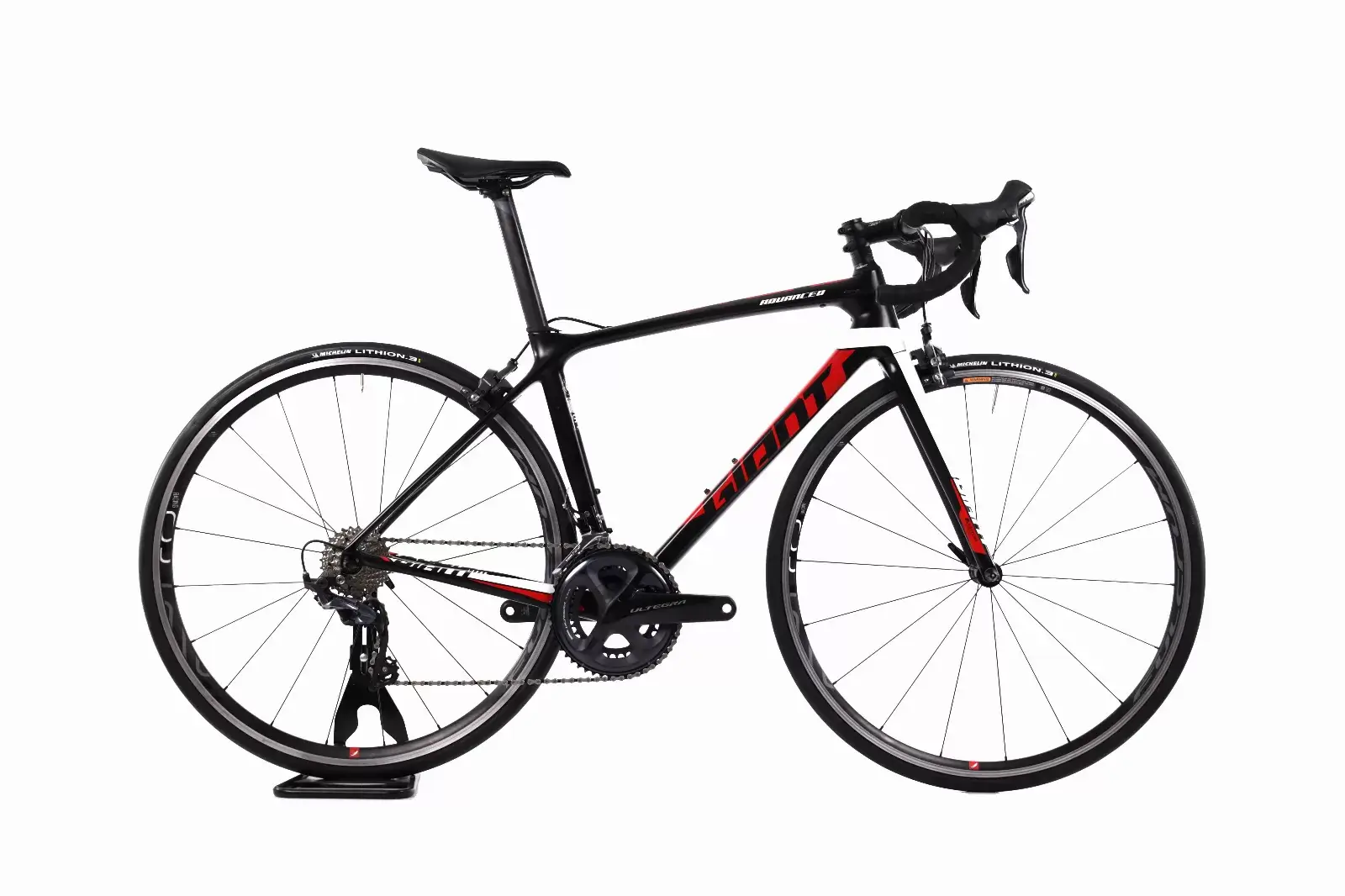 Used giant tcr road bike for clearance sale