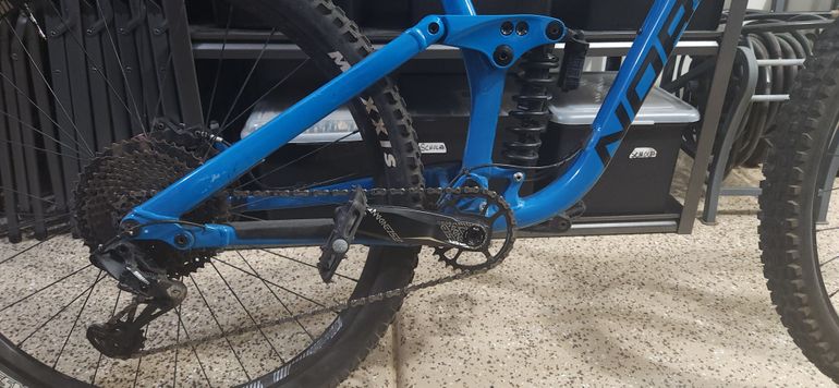 commencal dirt jumper