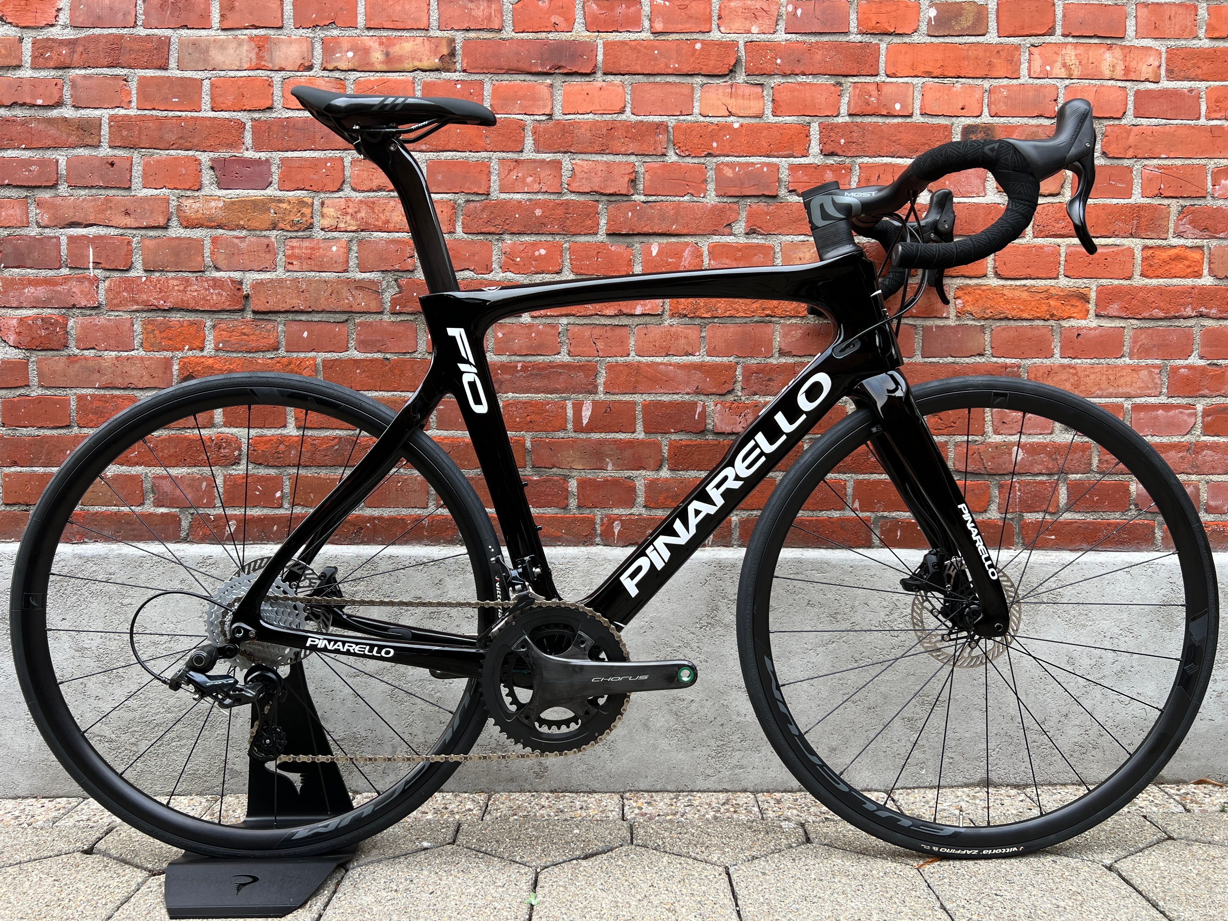 Pinarello deals f10 campagnolo