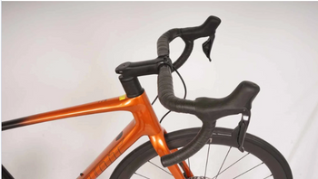 Used Giant tcr advanced pro 0 disc di2 2023 Road & Gravel, Orange — image 3 of 4