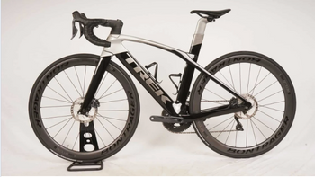 Used Trek ADONE SLR7 DISC DI2 2020 Road & Gravel, Schwarz — image 2 of 4