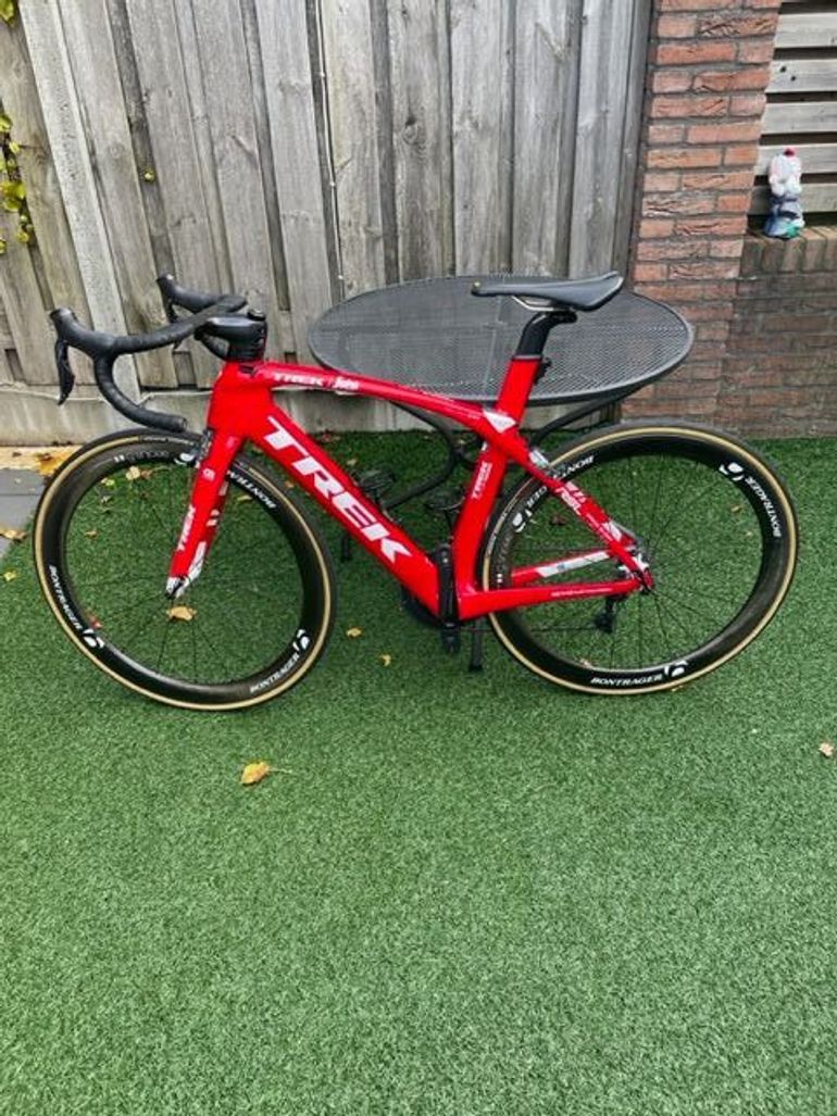 Trek madone 9.5 online h2