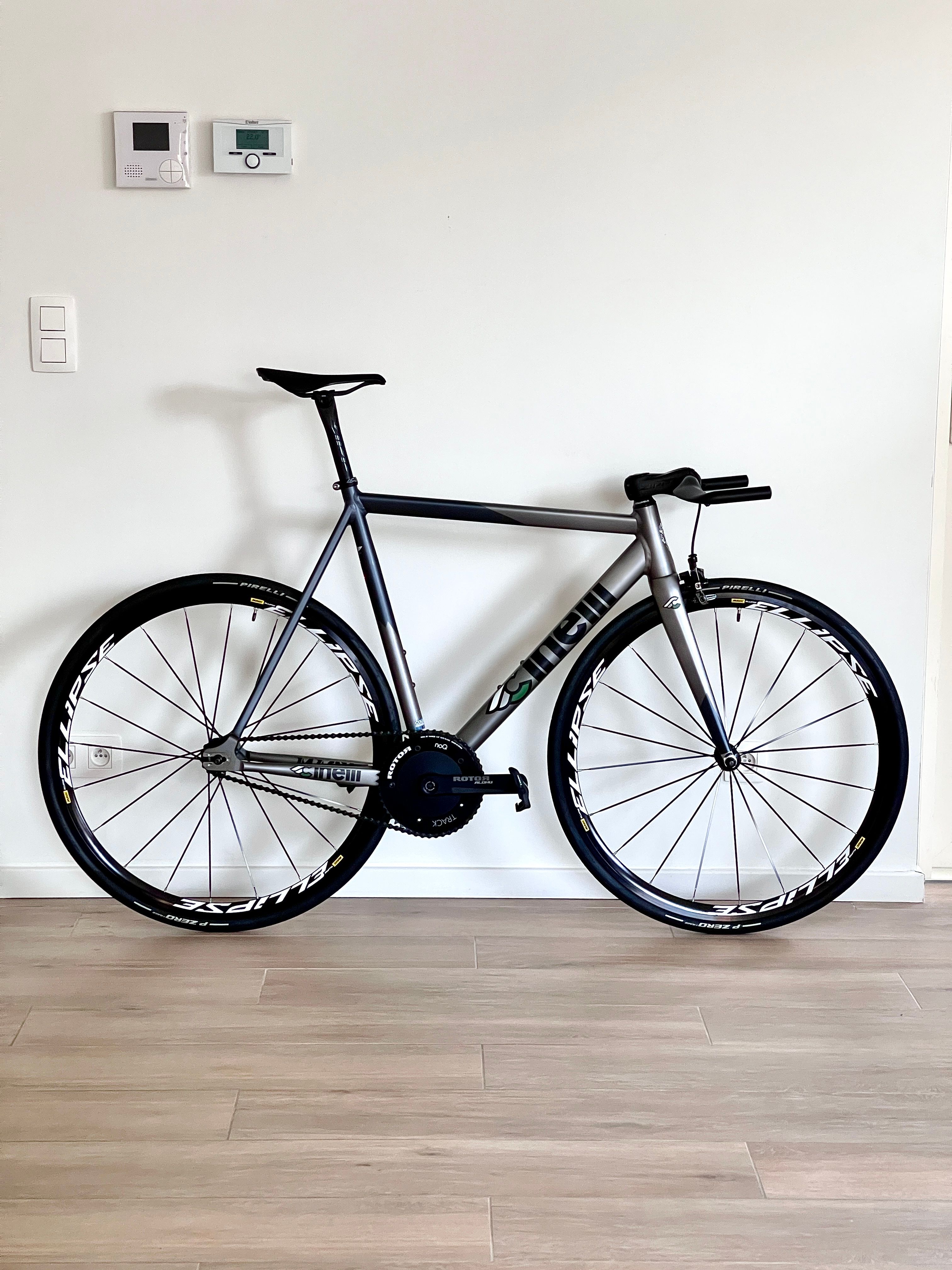 Cinelli mash bolt 2.0 for sale hot sale