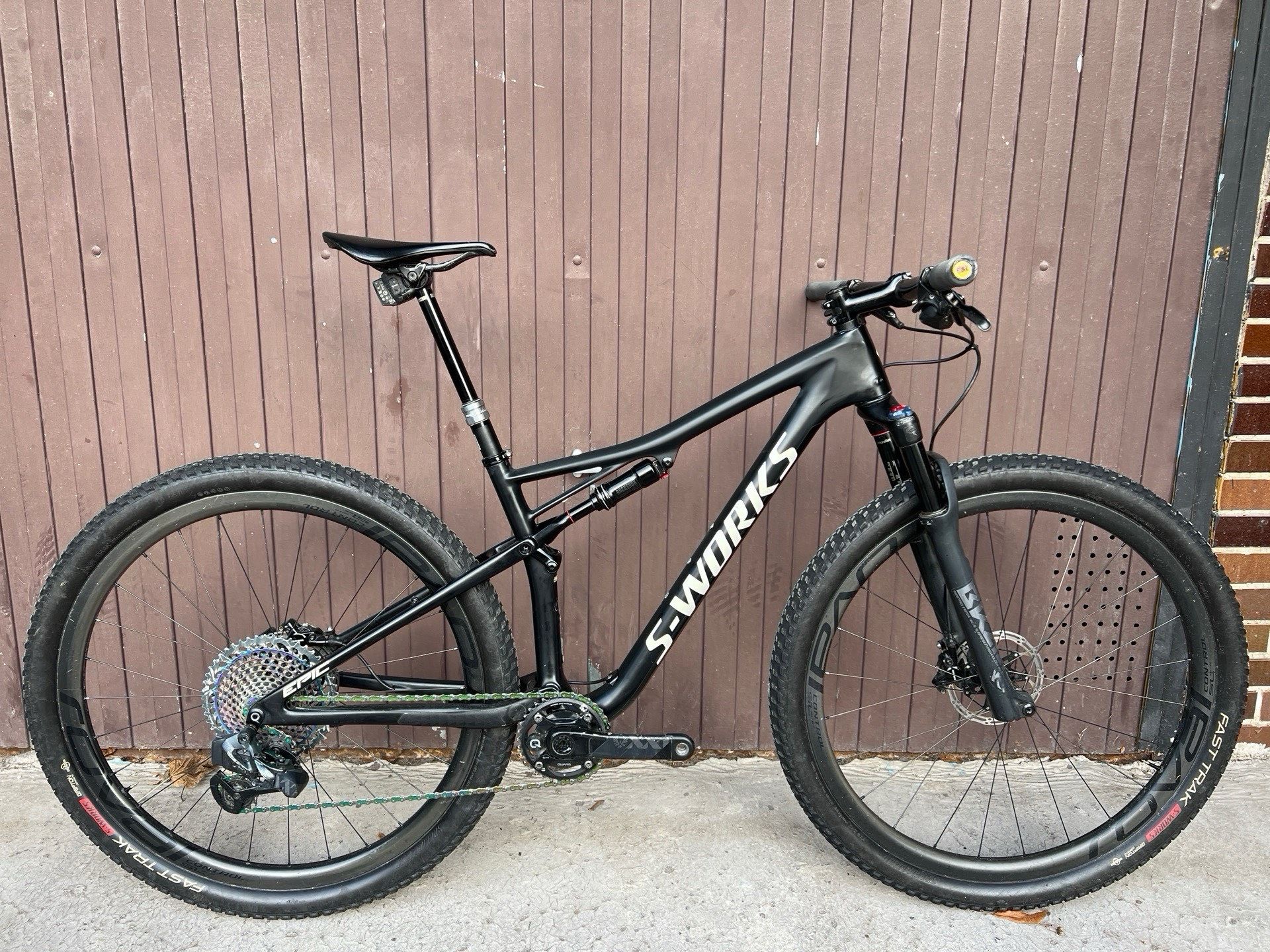 Specialized best sale epic axs