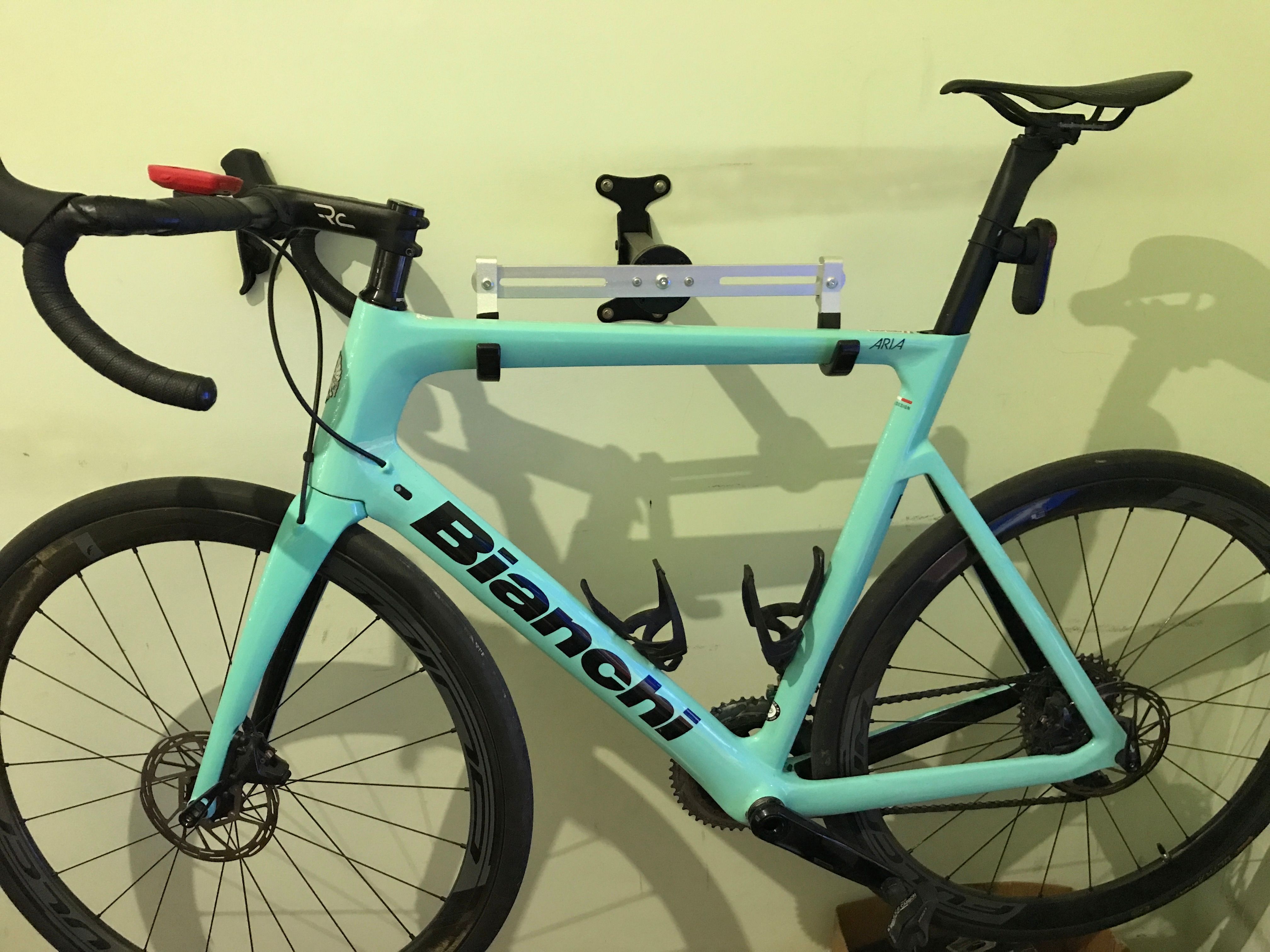 Bianchi Aria - Rival eTap AXS used in 61 cm | buycycle