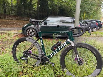 Used Factor OSTRO VAM 2023 Road & Gravel, Green — image 3 of 3