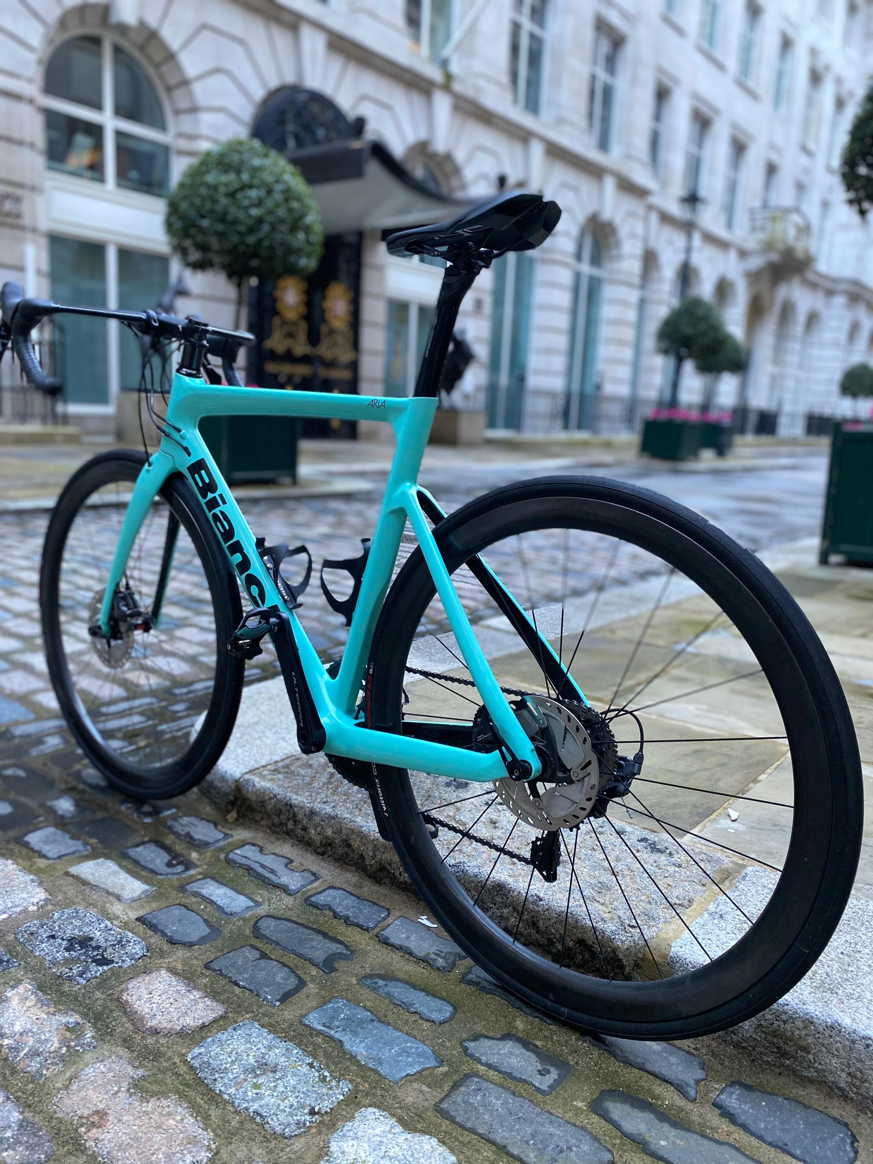 Bianchi Aria Ultegra Disc used in 55 cm buycycle