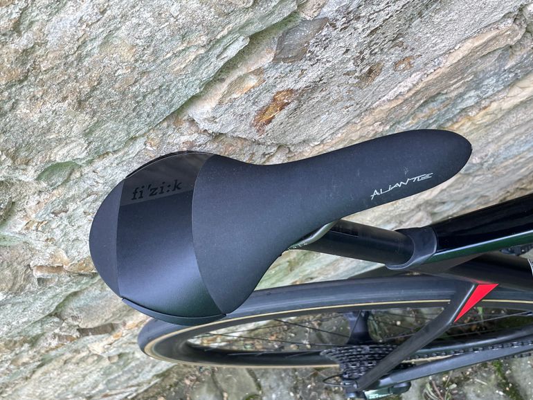 Used BMC Roadmachine 01 FOUR 2020 Road & Gravel, Black — image 6 of 8