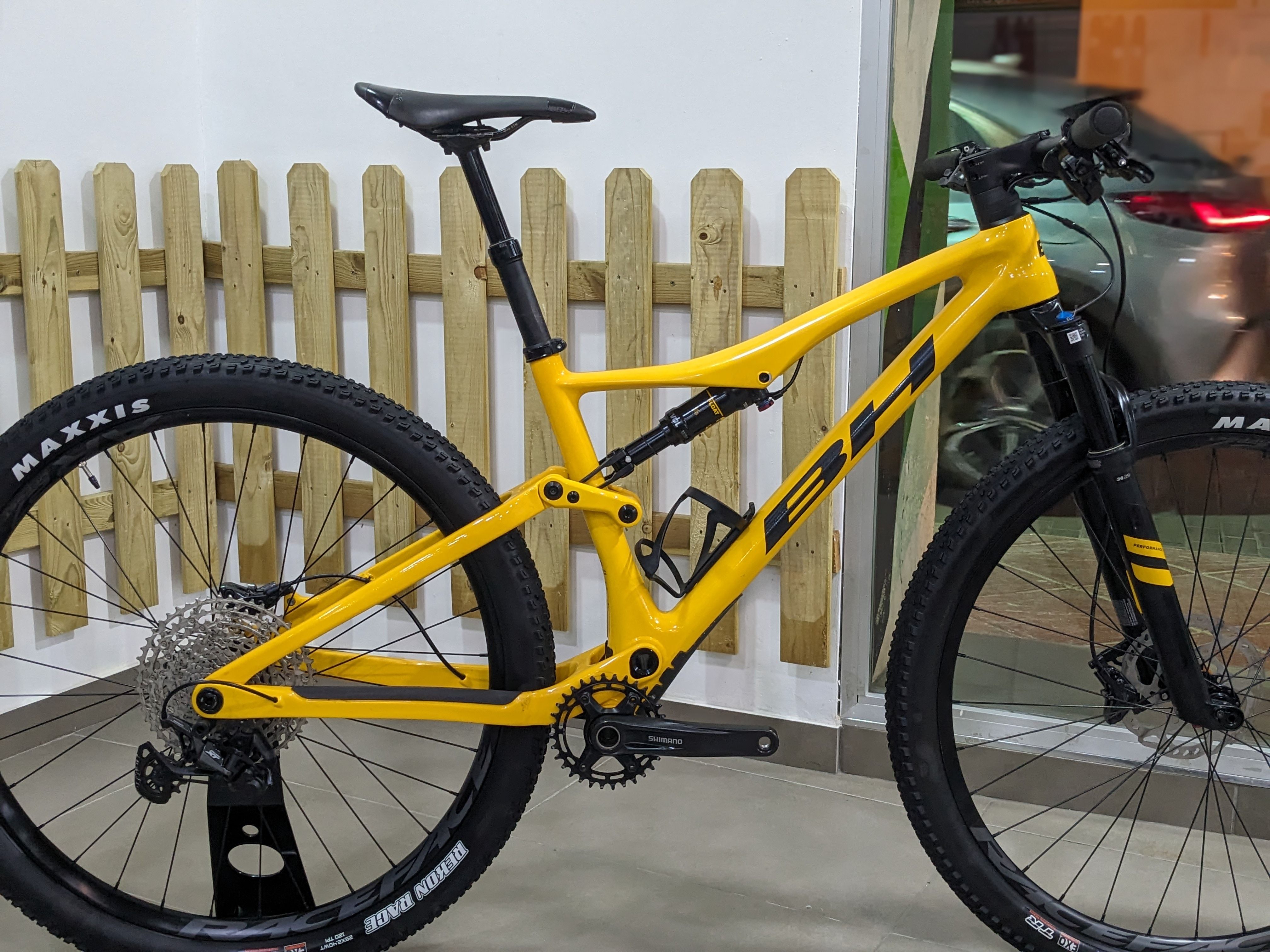 Bh lynx race evo best sale 2021 precio