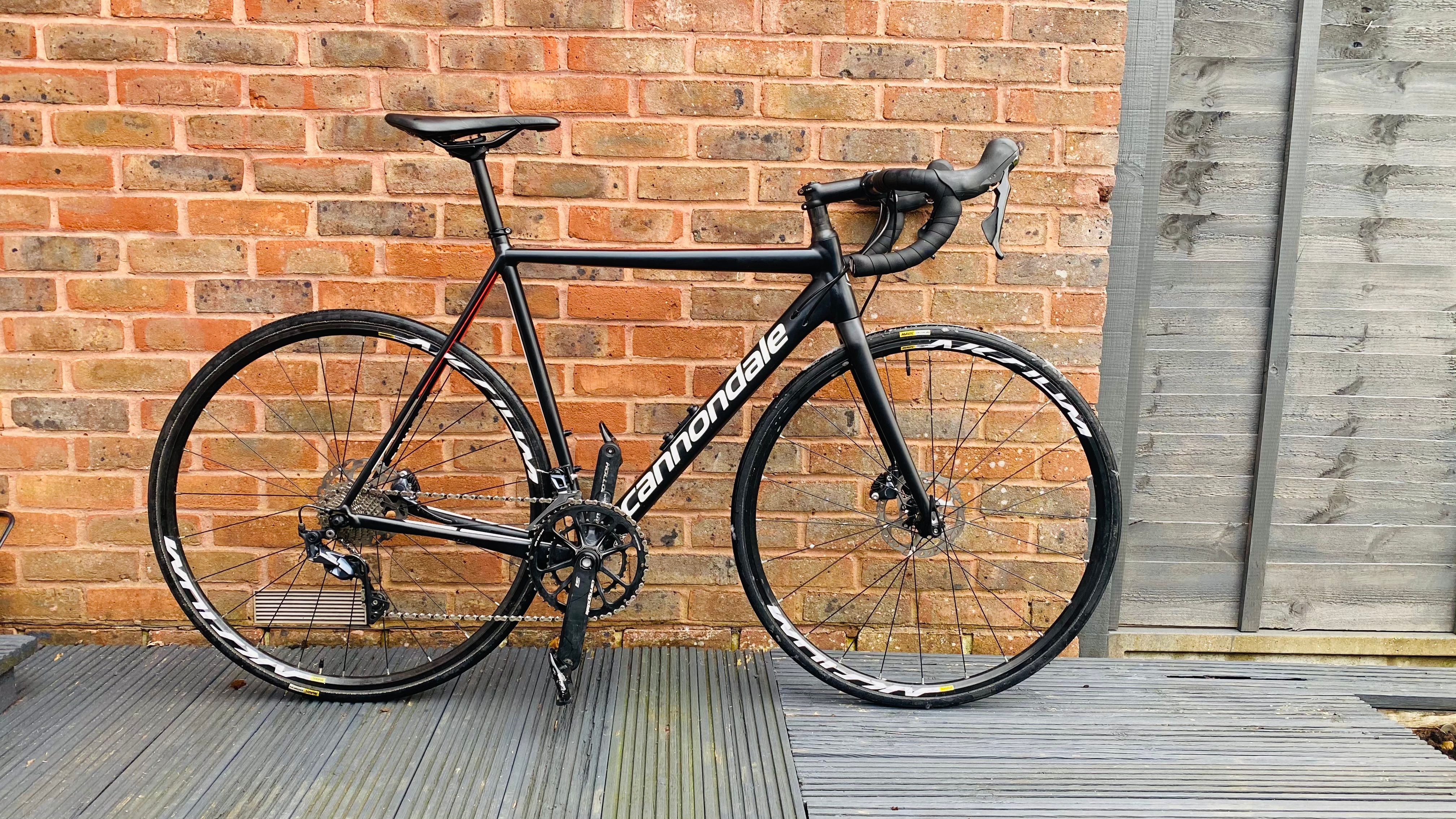 Cannondale CAAD12 Disc Ultegra used in 54 cm buycycle USA