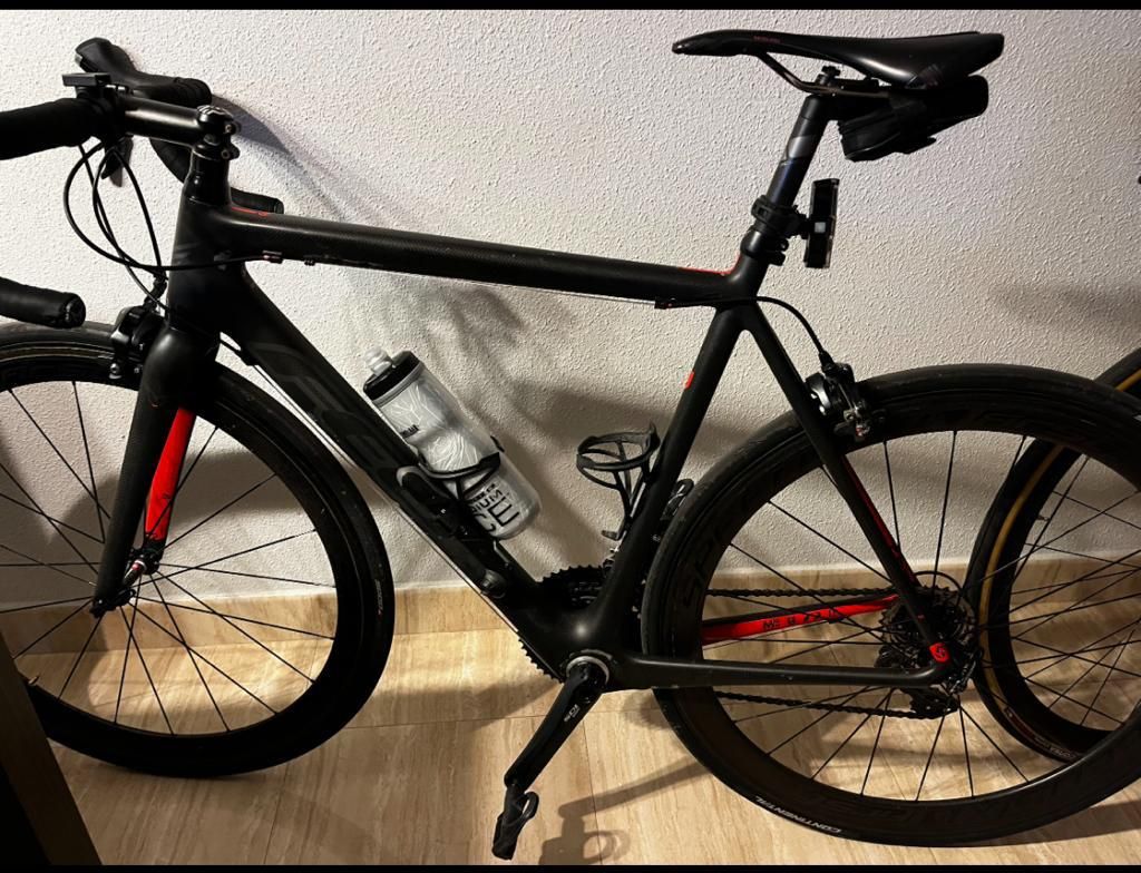 Felt f5 hot sale carbon road bike