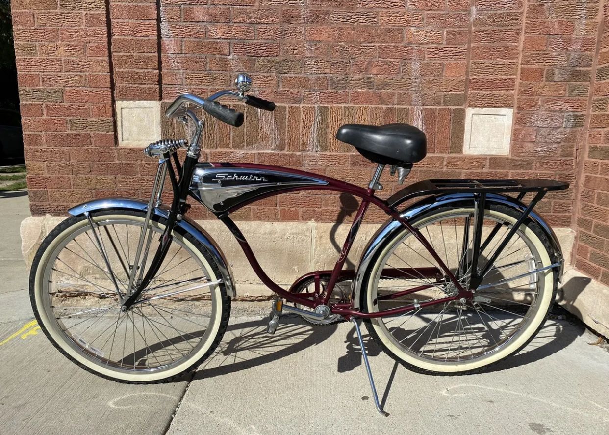 Schwinn Cruiser Deluxe used in L buycycle