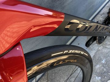 Colnago C68 Disc + Bora Ultra + Super Record EPS 2024 Road & Gravel d'occasion — image 4 sur 11