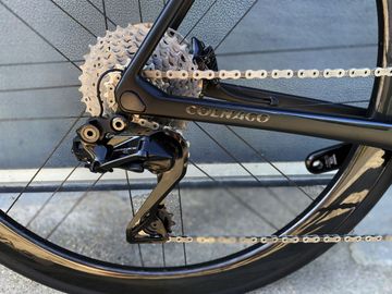 Colnago C68 Disc + Bora Ultra + Super Record EPS 2024 Road & Gravel d'occasion — image 9 sur 11