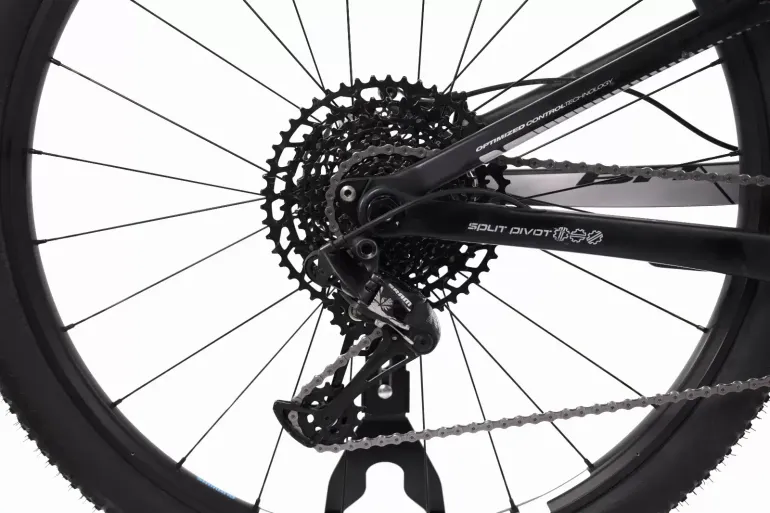 Used BH Lynx Race Carbon RC 6.9 2025 Mountainbike, Black — image 5 of 29