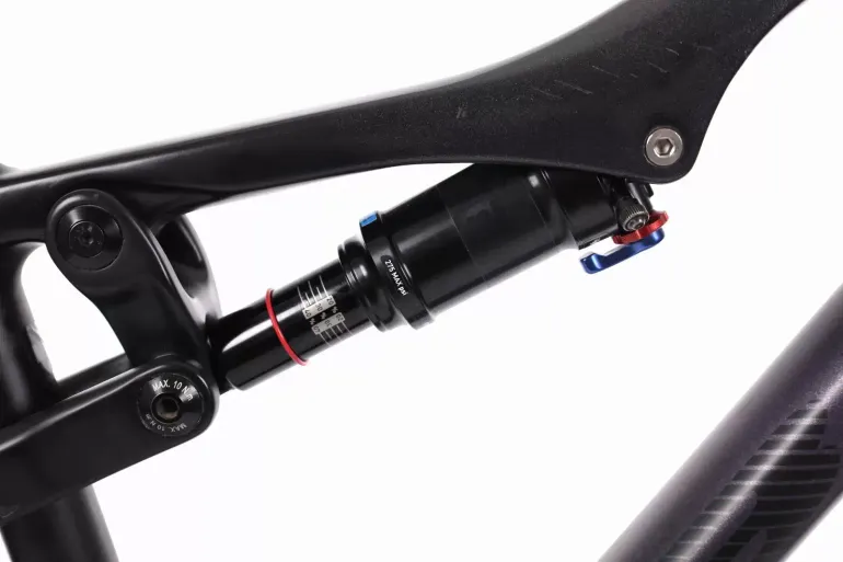 Used BH Lynx Race Carbon RC 6.9 2025 Mountainbike, Black — image 17 of 29