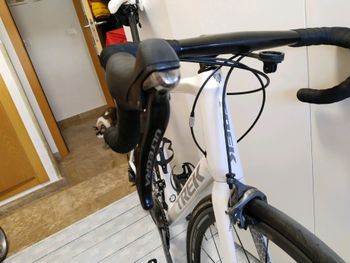 Used Trek Madone 4.7 H2 Compact 2014 Road & Gravel, White — image 2 of 9