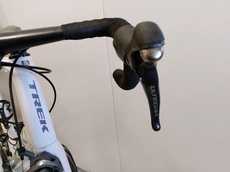 Used Trek Madone 4.7 H2 Compact 2014 Road & Gravel, White — image 5 of 9