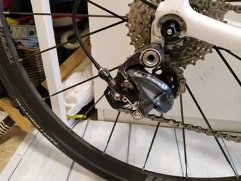 Used Trek Madone 4.7 H2 Compact 2014 Road & Gravel, White — image 9 of 9