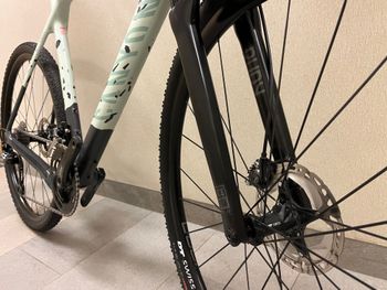 Used Canyon Grizl CF SL 8 2021 Road & Gravel — image 4 of 10